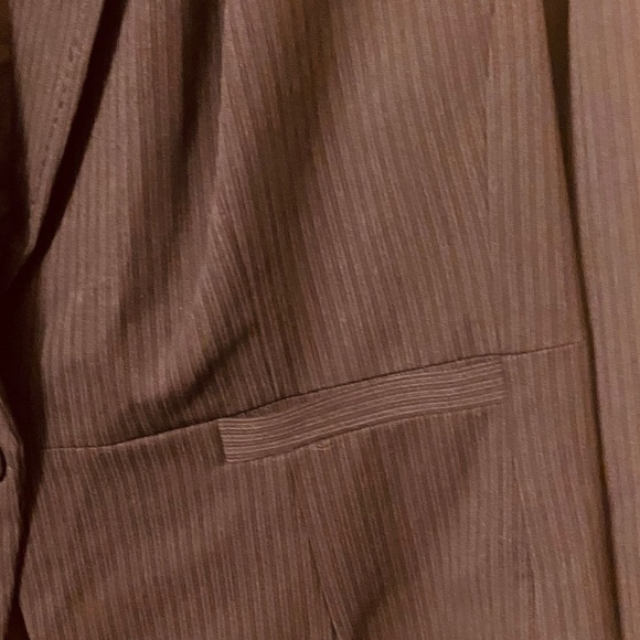 RAFAELLA Black Pinstripe Vertical Lines Notched Collar Button Lined Blazer - Picture 5 of 7